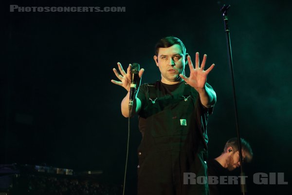 THE TWILIGHT SAD - 2022-11-28 - PARIS - Accor Arena - James Alexander Graham